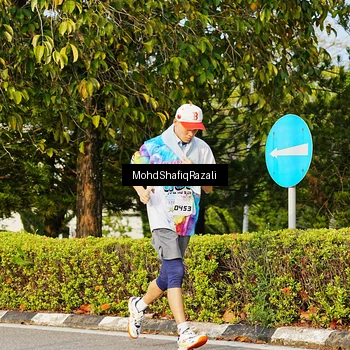 Runner Photo 8400212