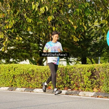 Runner Photo 8400233