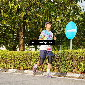 Runner Photo 8400240
