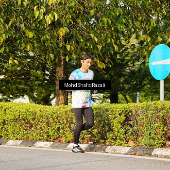 Runner Photo 8400241