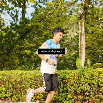 Runner Photo 8400254