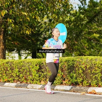 Runner Photo 8400255
