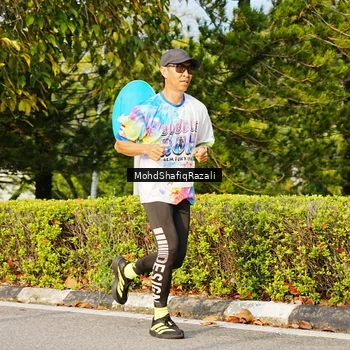 Runner Photo 8400257