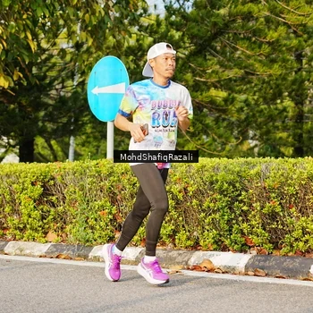 Runner Photo 8400261
