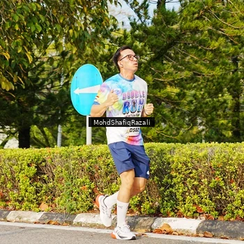 Runner Photo 8400265