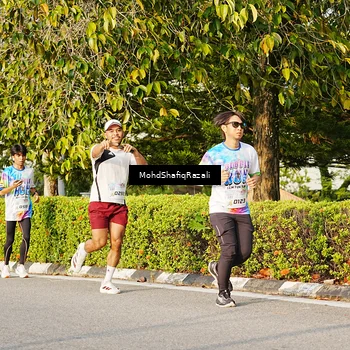 Runner Photo 8400274