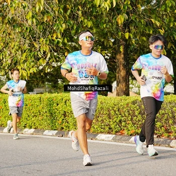 Runner Photo 8400288