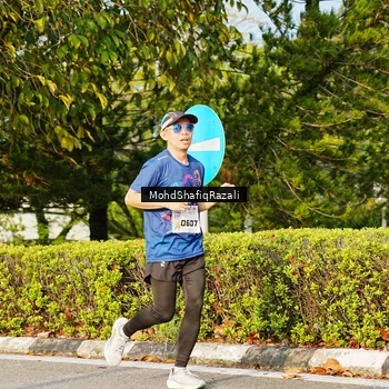 Runner Photo 8400290