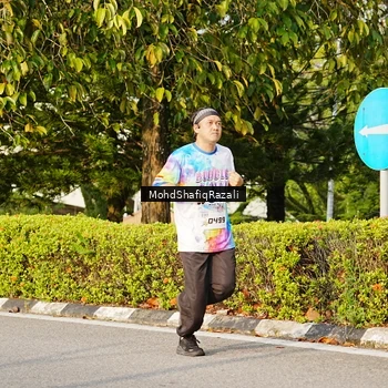 Runner Photo 8400301
