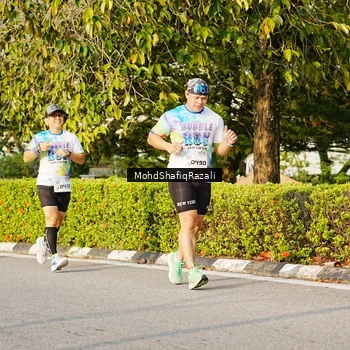 Runner Photo 8400327