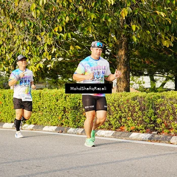 Runner Photo 8400330