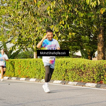 Runner Photo 8400340