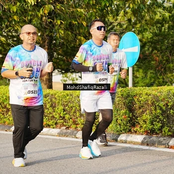 Runner Photo 8400363