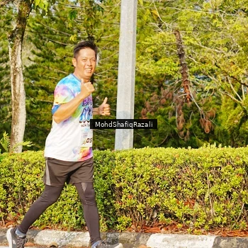 Runner Photo 8400372