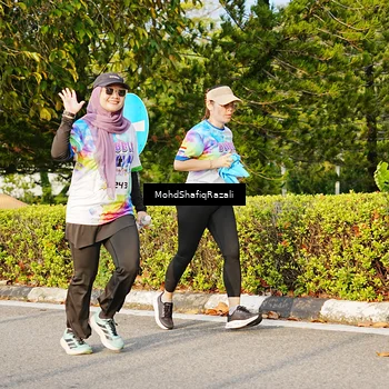 Runner Photo 8400375