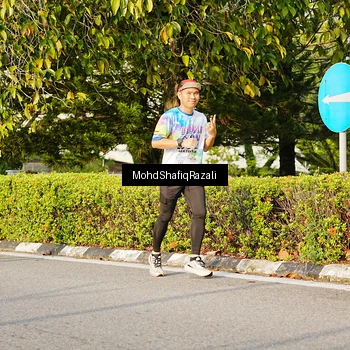 Runner Photo 8400383