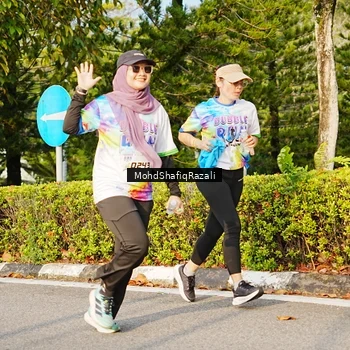 Runner Photo 8400389