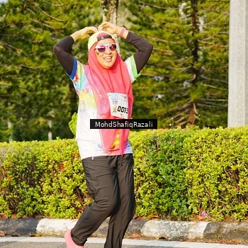 Runner Photo 8400416