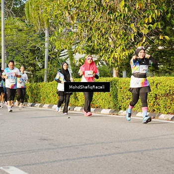 Runner Photo 8400419