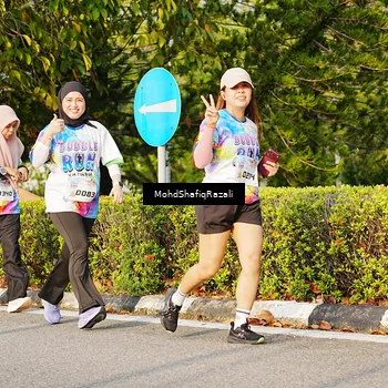 Runner Photo 8400421