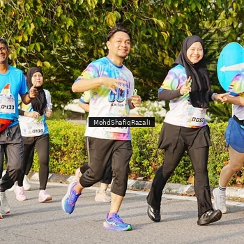Runner Photo 8400423