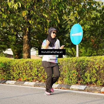 Runner Photo 8400436