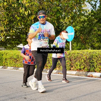 Runner Photo 8400437
