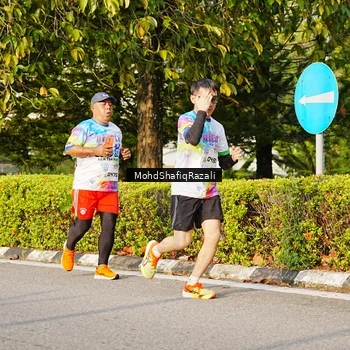 Runner Photo 8400448