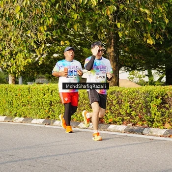 Runner Photo 8400449