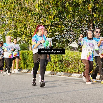 Runner Photo 8400458