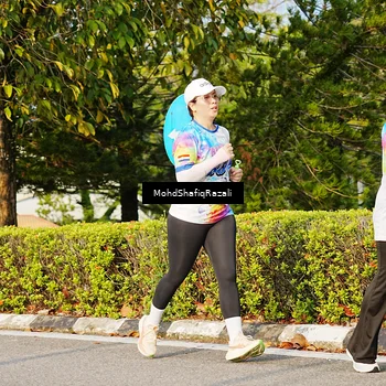 Runner Photo 8400463