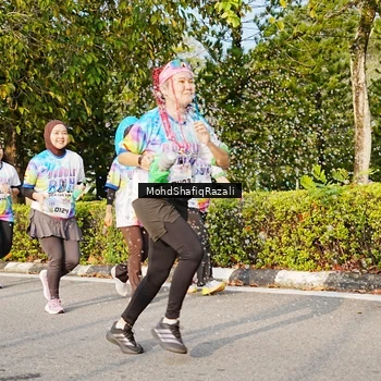 Runner Photo 8400466