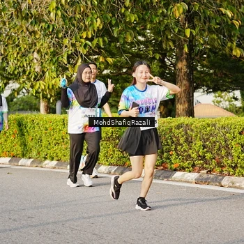 Runner Photo 8400501