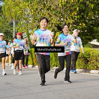 Runner Photo 8400511
