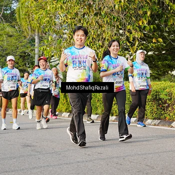 Runner Photo 8400512
