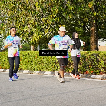 Runner Photo 8400516
