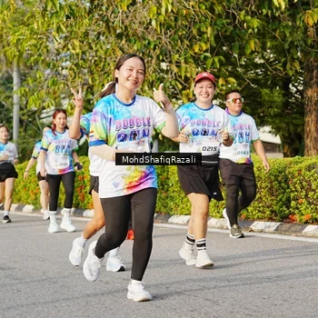 Runner Photo 8400522