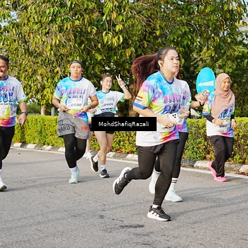 Runner Photo 8400530