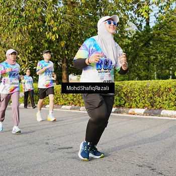 Runner Photo 8400541