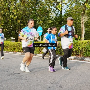 Runner Photo 8400545