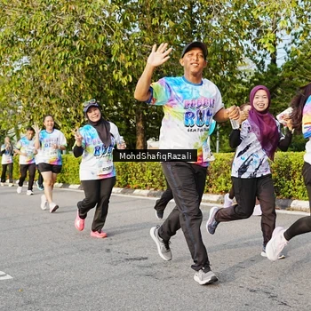 Runner Photo 8400549