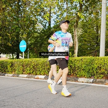Runner Photo 8400550