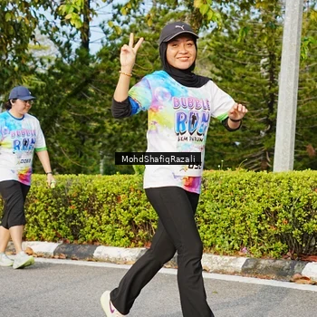 Runner Photo 8400566