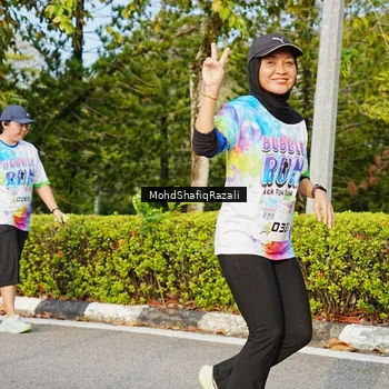 Runner Photo 8400567
