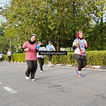 Runner Photo 8400579