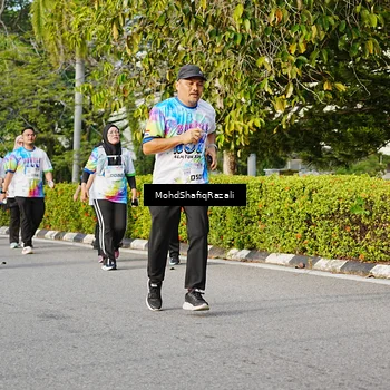 Runner Photo 8400580