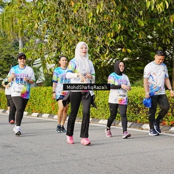 Runner Photo 8400585