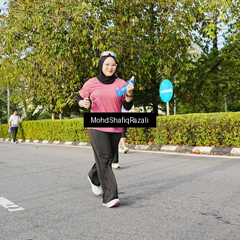 Runner Photo 8400587