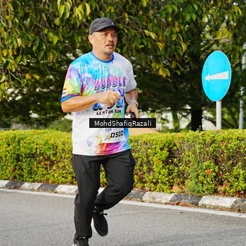 Runner Photo 8400588