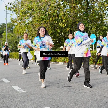 Runner Photo 8400592